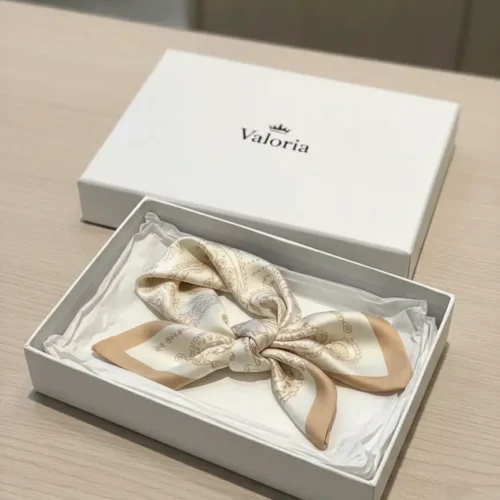 Pañuelo Pañuelo de seda de alta calidad, suave y elegante, perfecto para aportar un toque de sofisticación a cualquier look.