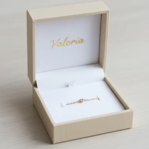 Pulsera bebé Pulsera de oro para bebé, delicada y segura, perfecta para acompañar sus primeros momentos con un toque de ternura y brillo.